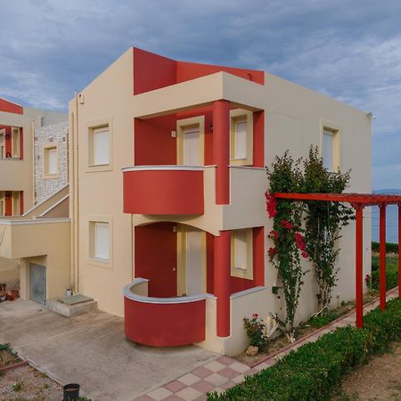 Marine Apartments Venetiko Paralia Agias Foteinis Екстериор снимка